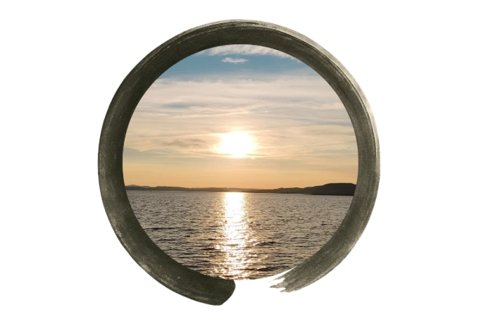 Coucher de soleil sur la Baie des Chaleurs, en Gaspésie